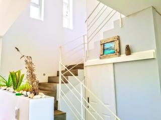 Exceptional Villa Albion + Pool - Albion - 3