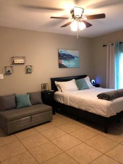 The Comfi Coral - Large 1 Bedroom Studio A - 9