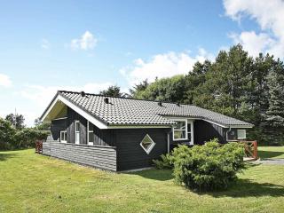 9 person holiday home in Hjørring - Lønstrup - 9
