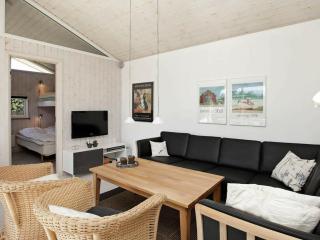 9 person holiday home in Hjørring - Lønstrup - 5