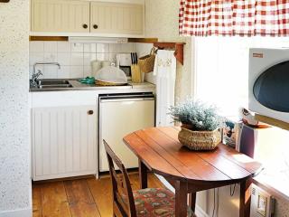 4 person holiday home in ANKARSRUM-By Traum - Hult - 3