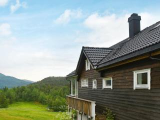 Four-Bedroom Holiday home in Bygstad 2 - 8
