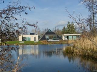 Lovely holiday home 'Walleken' with a pond - Eekhout - 2