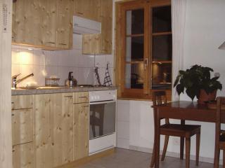 Scenic Holiday Home with Altels View - Kandergrund - 6