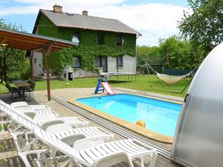 Holiday home in Zelenecká Lhota with pool - Libáň - 0
