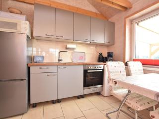 Bezauberndes Ferienhaus in Ruehn am See - Rühn - 7