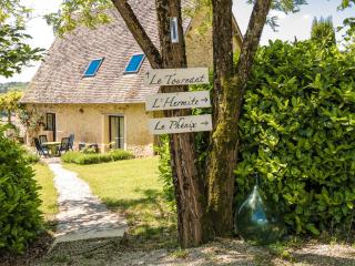 Holiday Home in Dordogne with Stunning Views - Thenon - 3