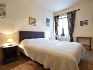 Holiday Home in Besse with Swimming Pool - Saint-Pompont - 6