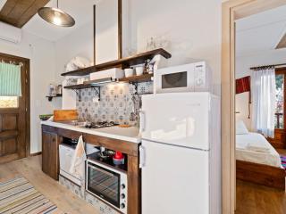 Snug Apartment in Agios Nikolaos with Garden - Agios Nikolaos - 1