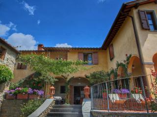 Modern Holiday Home in Loro Ciuffenna with Pool - Loro Ciuffenna - 3