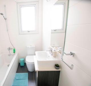 Glabur Stays - The Fabulous 2 BDR - Nicosia City, Free Parking & Wifi, Welcomes You!!! - Nicosia - 1