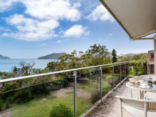 The Helm 5,22 Voyager Cl - waterfront unit - Nelson Bay - 9