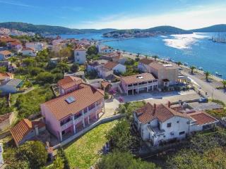 Apartments Tiho i Pave - Rogoznica - 9
