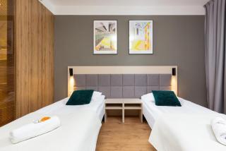 Wolska Residence Apartments with Parking by Noclegi Renters - 1