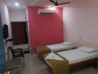 Hotel Uma Executive Lodging - 8