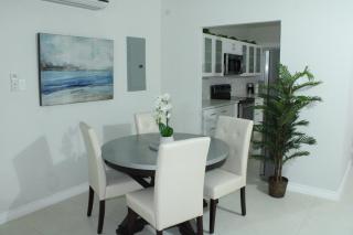 Cozy Getaway - Priory - 2
