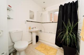 Contractor Stays I Long Stay Offer I Gated Parking I WIFI I Workspace I PRIDE APARTMENTS - Derby - 2
