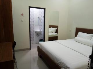 Clean & Comfort Homestay - Ambon - 2
