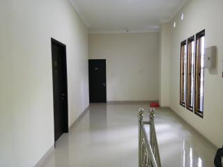 Clean & Comfort Homestay - Ambon - 7