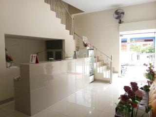 Clean & Comfort Homestay - Ambon - 8