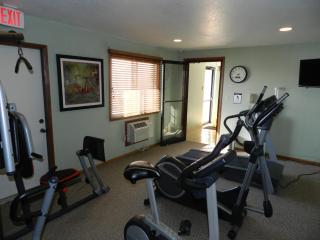 Best Western Mount Pleasant Inn - 9