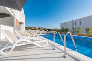 Dino 2 luxury apartment with pool - Novalja - 1