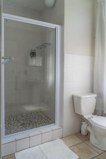 Selborne Bed and Breakfast - 4