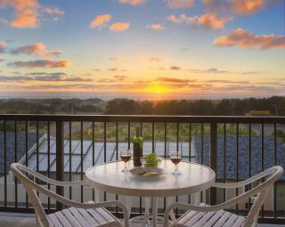 WorldMark Surfside Inn - 8
