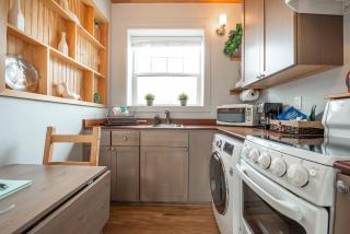 Sea Breeze Cottages - 2