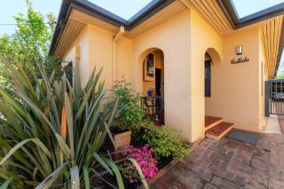 Cullalo ArtHouse - 7