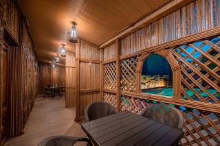 Antique Inn - 9
