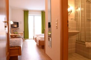 Waldhotel Twiehaus Garni - Lübeck - 9