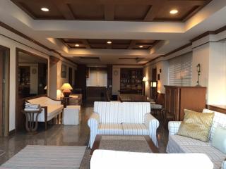 Sunshine Gypsy at Beach Villa Vibhavadi Pattaya - Na Jomtien - 3