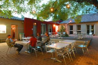 Auberge de Jeunesse HI Nîmes - Nîmes - 5