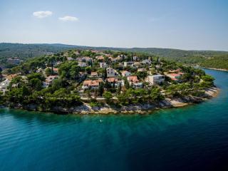 Luxury villa Dream and Live with pool by the beach - Splitska - 8
