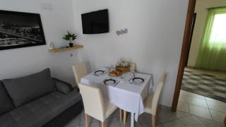 Apartments Kovačić - Malinska - 9