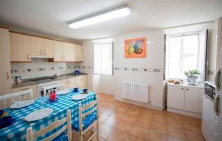 Charming house in Teo with balcony and parking included - Rua De Francos - 0