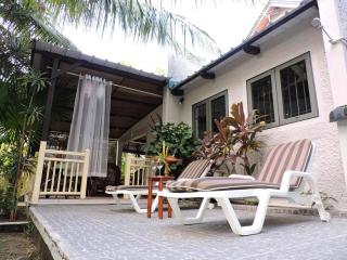 Cosy House in Blue Bay with Private Parking and Terrace - Blue Bay - 8