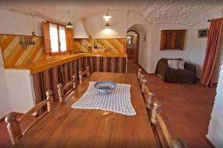 Charming rental with shared pool in Gorafe - 9