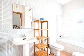 Inviting house in Lepe with shared pool. - Lepe - 4