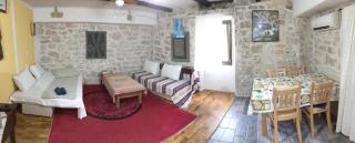Comfortable Apartment in Betina, terrace, 55 m², air-conditioned - Betina - 2