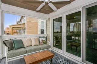 Blue Sky Breeze - Pensacola - 6