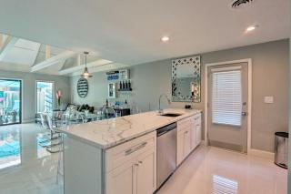 Coastal Resort Beach Villa Less Than 1 Mi to Shore! - Hilton Head Island - 3