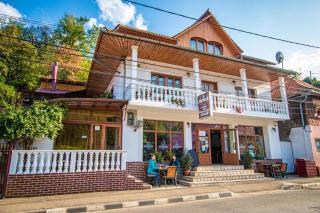Casa Albă - Baia de Aramă - 0