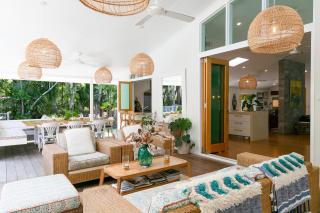 Pineapple Petes Beach House - Port Douglas - 0