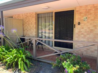 Studio32 - Albany - 1