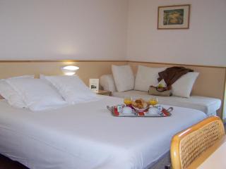 Hôtel Cositel, CIT'HOTEL Coutances - 1