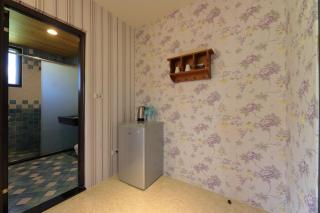 Floral Land B&B - 8
