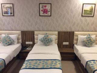HOTEL RK PALACE - Ahmedabad - 2
