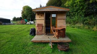Unique Off- Grid Beehive Pod at Westcote Glamping - Hawick - 0